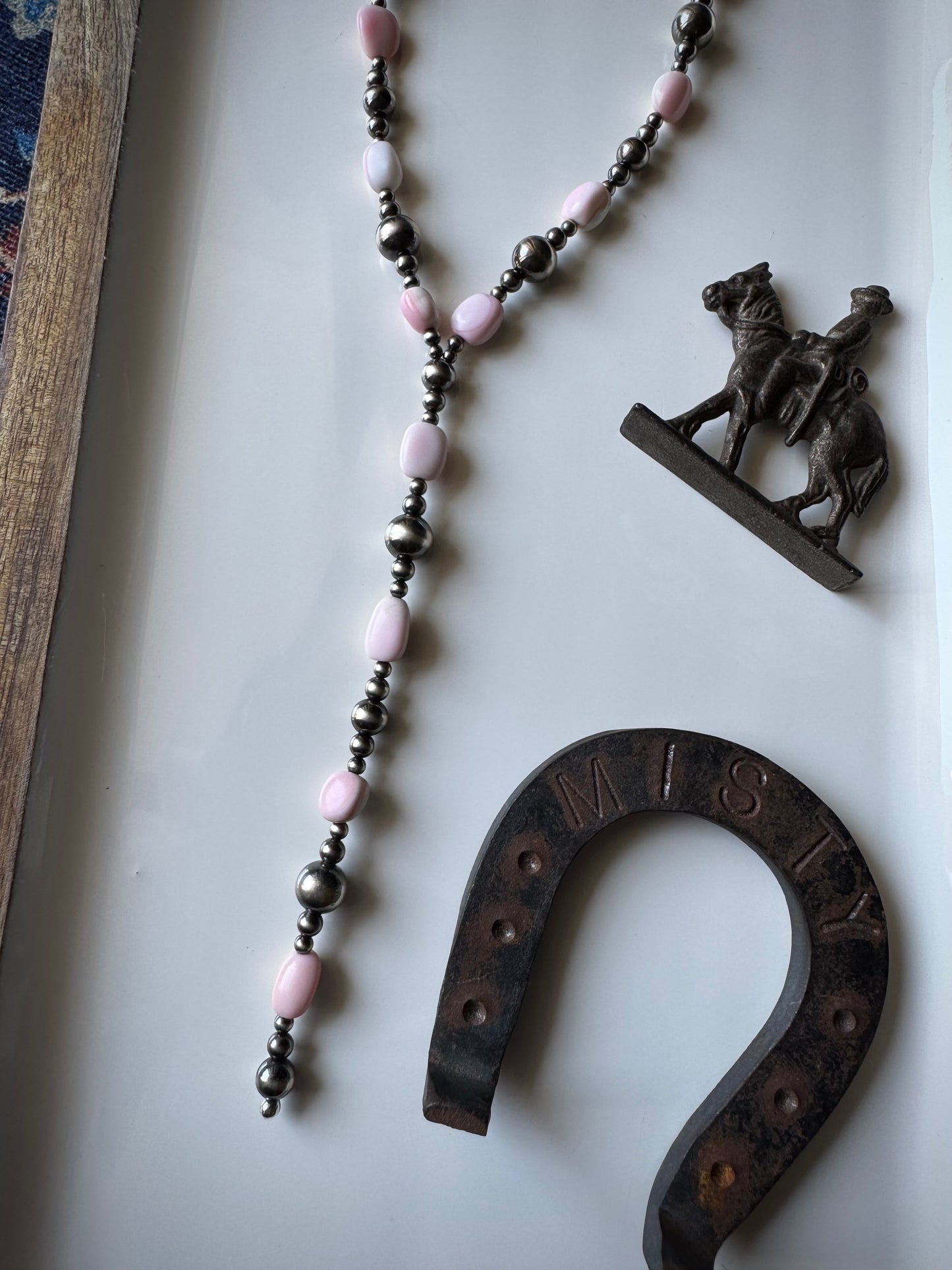The Dusty Rose Lariat Strand